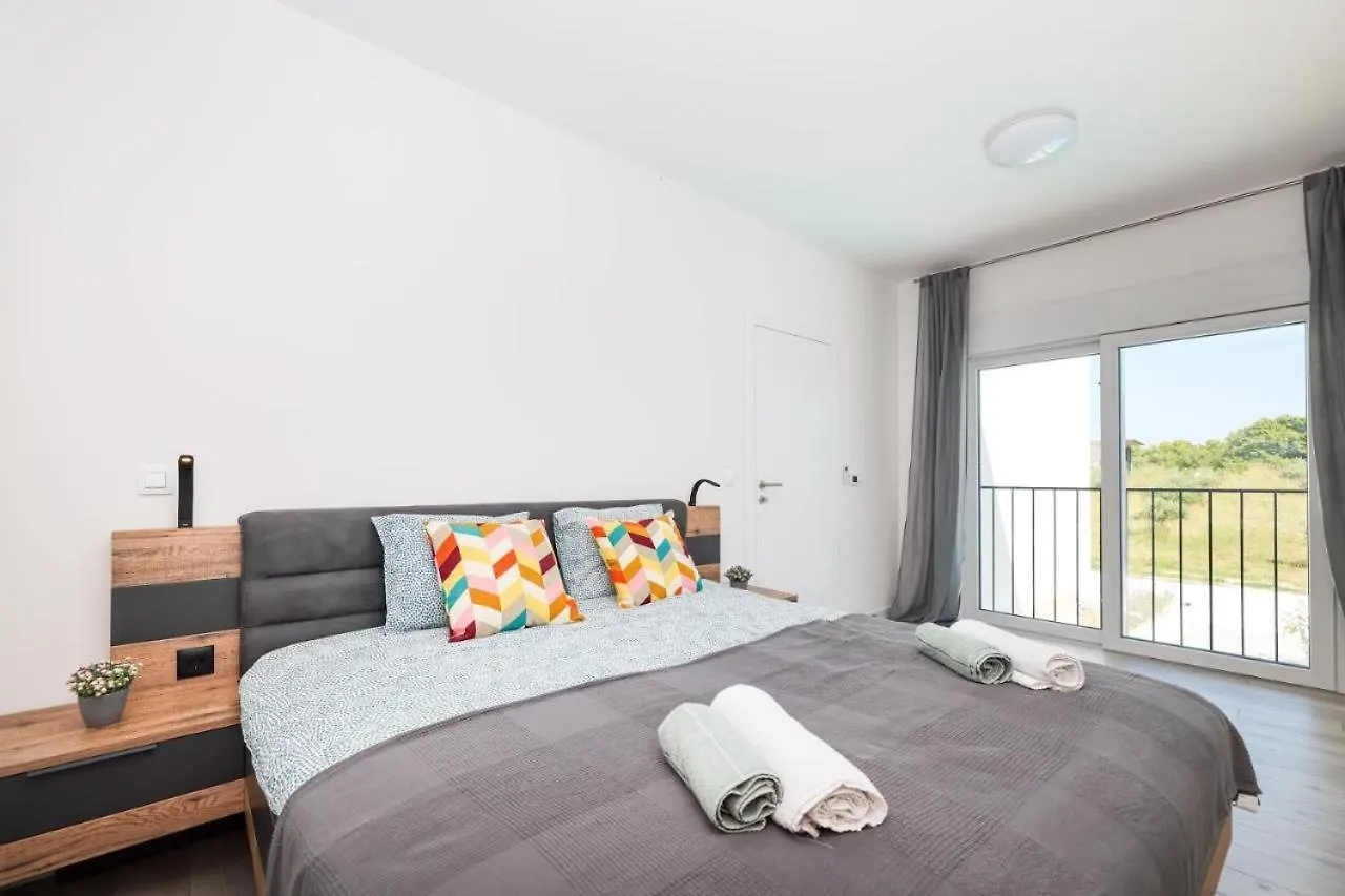 זאדאר Villa Vesna 0*,  קרואטיה